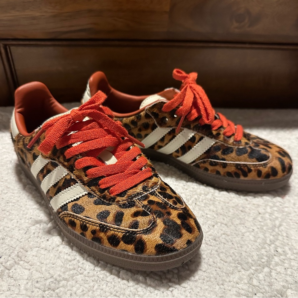 Adidas Sambas OG Women’s 7 Leopard Print